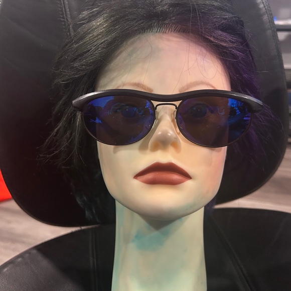 Stylish Blue Cat-Eye Sunglasses main image 9